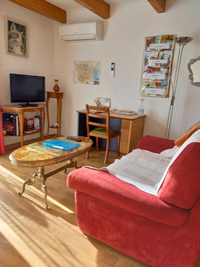Studio Agreable Et Tres Lumineux Salles-dʼAude Exterior foto